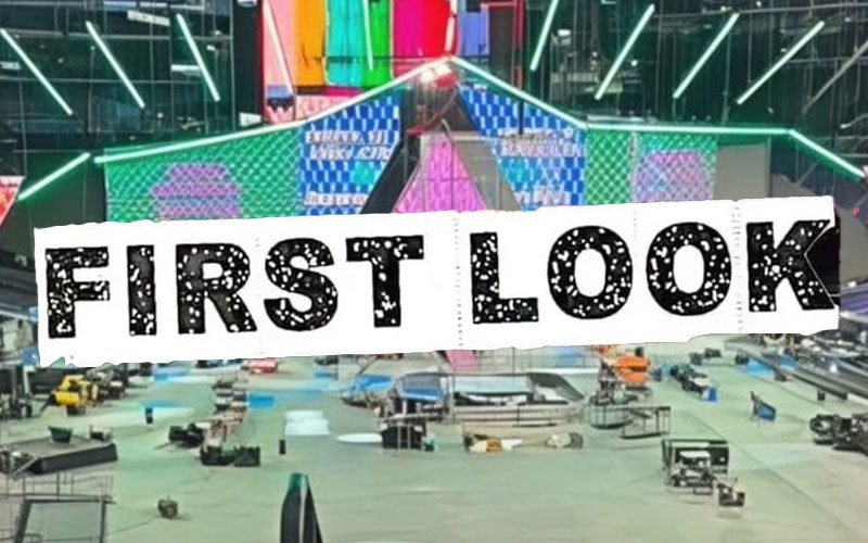 First Look at WWE SummerSlam Stage Construction Inside U.S. Bank Stadium