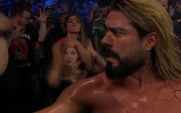 Marina Shafir Chokes Out Woman During Andrade’s Selfie Moment at AEW All Out