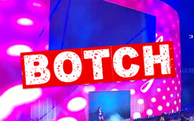 WWE Accidentally Showed Kelly Kelly Graphic in Embarrassing Production Botch